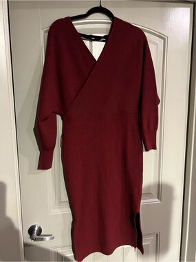 Slim Fit Wrap-Style Burgundy Midi Dress